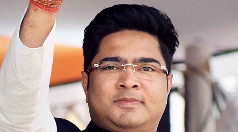 স্বামী বিবেকানন্দেকে শ্রদ্ধা জ্ঞাপন অভিষেক বন্দ্যোপাধ্যায়