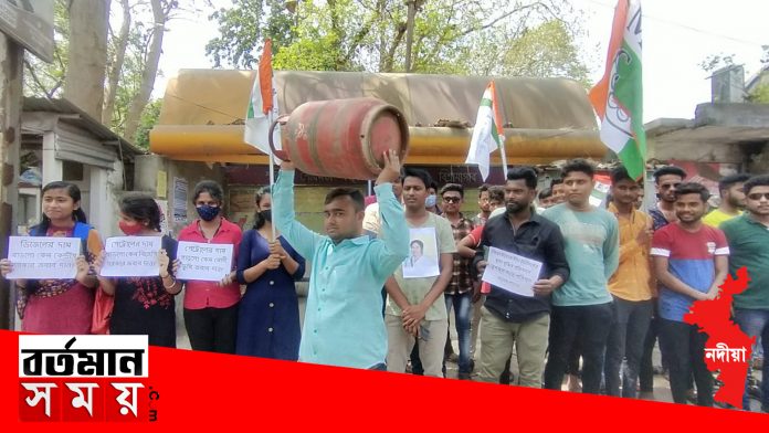 20200603_130750.00_01_12_25.Still1214