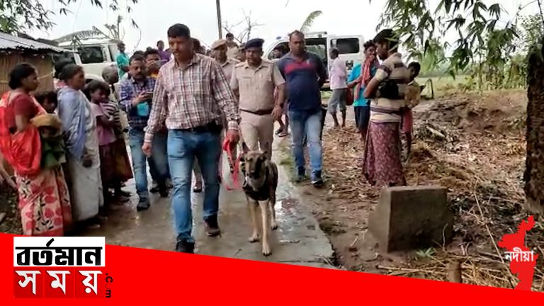 বাবা মা ও মেয়ে খুনের ঘটনায় গ্রেফতার প্রতিবেশীর এক যুবক