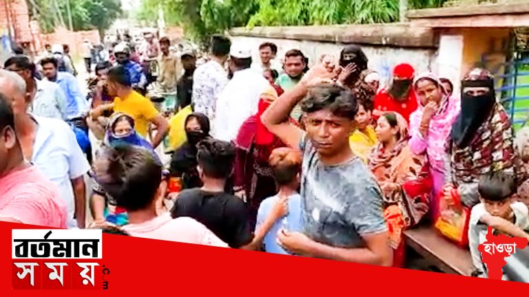 চুরি করতে এসে কিছু না পেয়ে স্কুলে ভাংচুর চালালো দুষ্কৃতীরা।