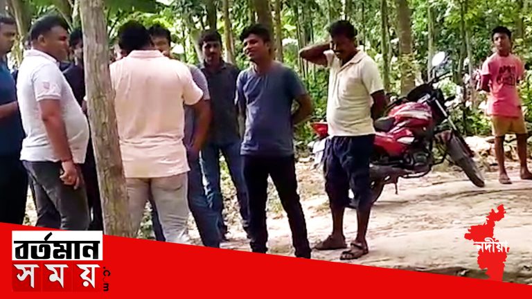 শ্মশান এর মধ্যে এক মৃতদেহ পড়ে থাকা কে কেন্দ্র করে চাঞ্চল্য।