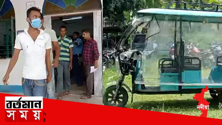 শান্তিপুরে টোটোতে করে ধারালো অস্ত্র নিয়ে ডাকাতির ছক বানচাল,গ্রেফতার ৫।