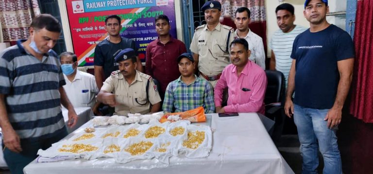 কয়েক কোটি টাকার সোনা উদ্ধার হাওড়া স্টেশন থেকে।