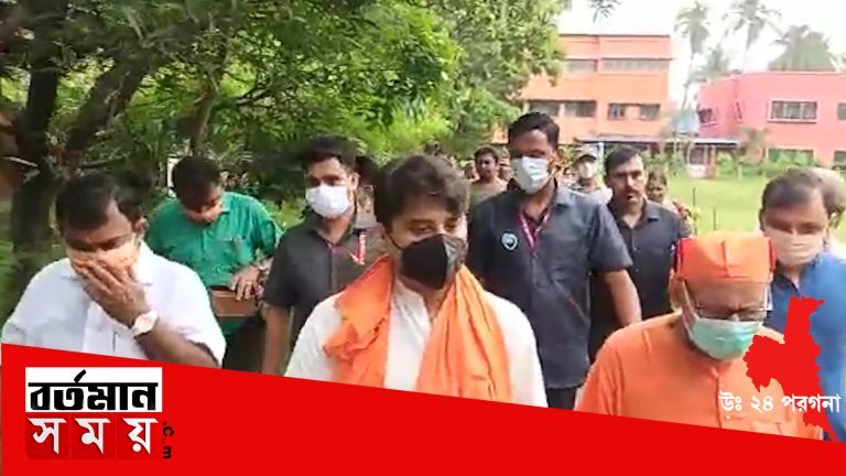 খড়দহ রহড়া রামকৃষ্ণ মিশন পরিদর্শনে কেন্দ্রীয় রাষ্ট্রমন্ত্রী জ্যোতিরাদিত‍্য সিন্ধীয়া।