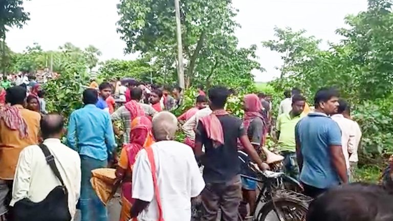 মর্নিং ওয়াক করতে গিয়ে লরির ধাক্কায় মৃত ১, আহত ২ মহিলা