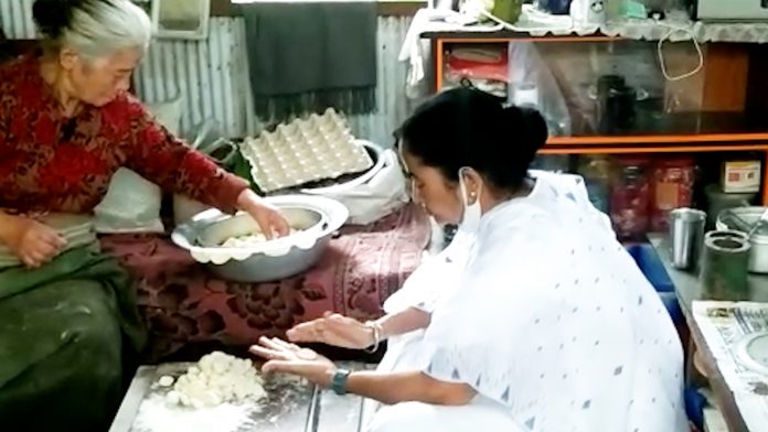 WhatsApp Video 2022-01-10 at 2.58.51 PM.00_24_21_14.Still197