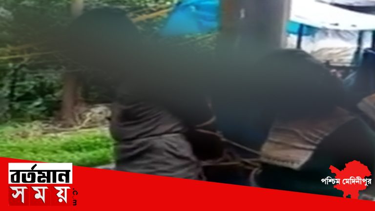 পরকীয়ার অভিযোগে হাতেনাতে ধরে যুবক যুবতীকে খুঁটিতে বেঁধে বেধড়ক প্রহার,