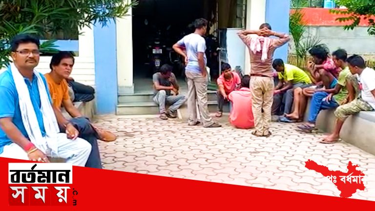 এক পঞ্চায়েত সদস্যের অস্বাভাবিক মৃত্যু ঘিরে এলাকায় শোকের ছায়া।