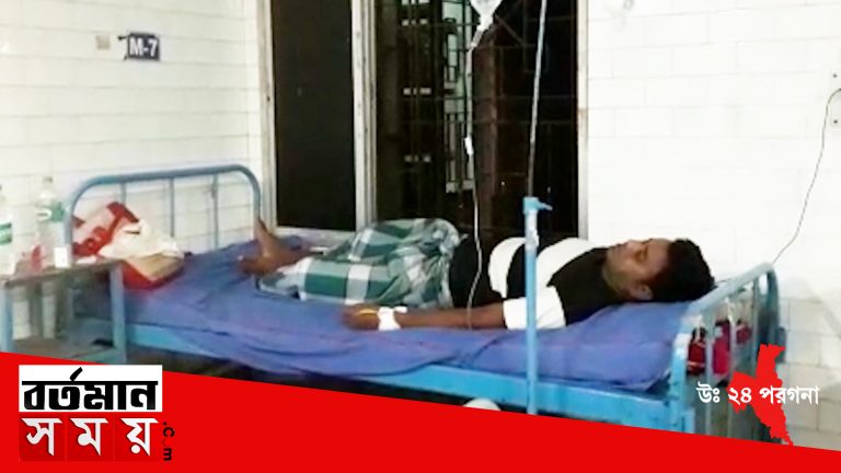 গ্রাম প্রধানের মেয়েকে গভীর রাতে ফুসলিয়ে নিয়ে যাওয়ার অভিযোগে বেধড়ক মারধর যুবককে