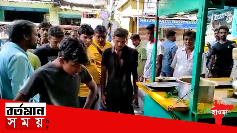 খাবার খেয়ে টাকা না দিলে বাধে গন্ডগোল,মদের বোতল দিয়ে মেরে মাথা ফাটালো ব্যবসায়ীর