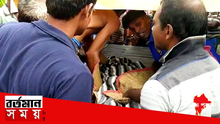 যুবকের হাত পা বাঁধা ঝুলন্ত মৃতদেহ উদ্ধার