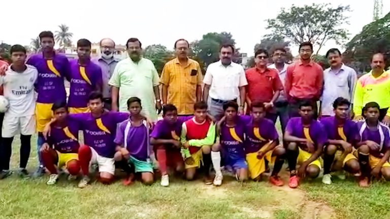 সিউড়িতে পালিত হচ্ছে খেলা হবে দিবস