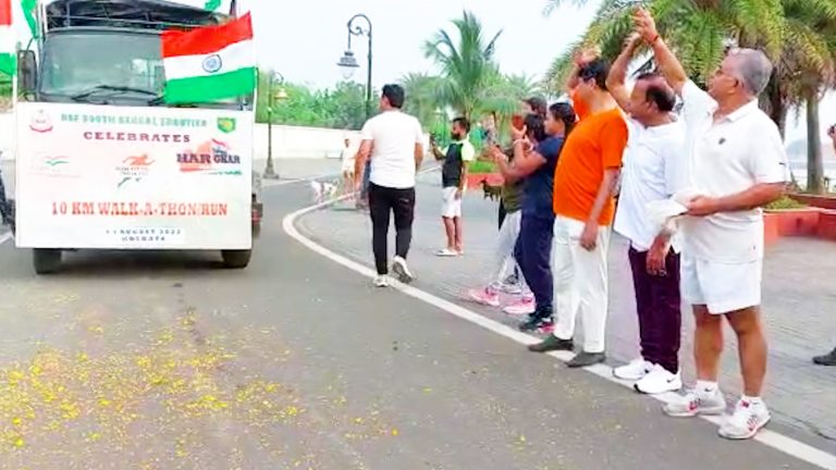 বিএসএফ এর পক্ষ থেকে হর ঘর তিরঙ্গা উপলক্ষে রেলি