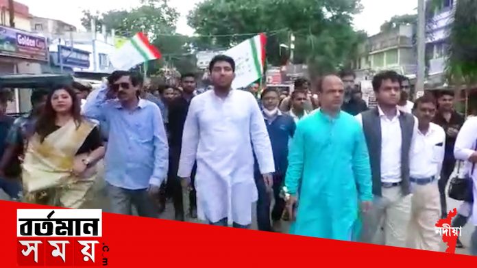 WhatsApp Video 2022-01-10 at 2.58.51 PM.00_24_16_21.Still324