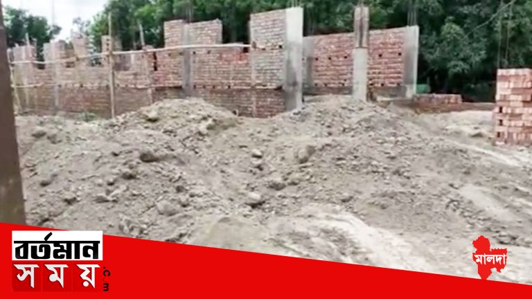 চাঁচলে মাটি চুরির অভিযোগ মালদা জেলা পরিষদের সভাধিপতির বিরুদ্ধে, অভিযোগ অস্বীকার সভাধিপতির