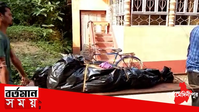 এক ব্যাক্তিকে খুন করে দেহ খালের জলে ফেলে দেওয়ার অভিযোগ