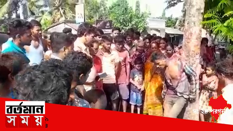 গাড়ির ব্যাটারি চুরি করার অভিযোগে এক যুবককে গাছে বেঁধে মারধর করে তার মাথার চুল কেটে দিল।