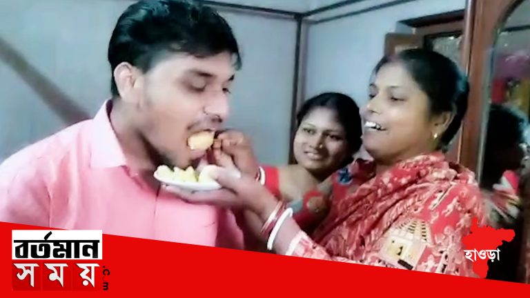 রাজ্যে এই প্রথম পরীক্ষার খাতা রিভিউ করে মেধা তালিকায় ডোমজুড়ের ছাত্র।