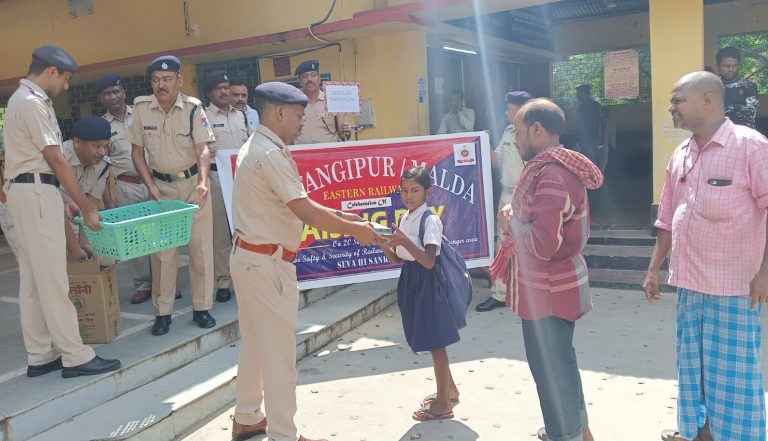 RPF এর প্রতিষ্ঠা দিবস উপলক্ষে একাধিক কর্মসূচি গ্রহণ করল জঙ্গিপুর আরপিএফ