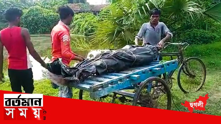 বৈদ্যবাটী মালিক পাড়ার একটি পুকুর থেকে উদ্ধার হল স্থানীয় যুবকের মৃতদেহ।