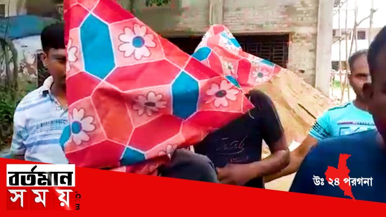 নোয়াপাড়া থানার হাতে অস্ত্রসহ গ্রেফতার ২ দুষ্কৃতী