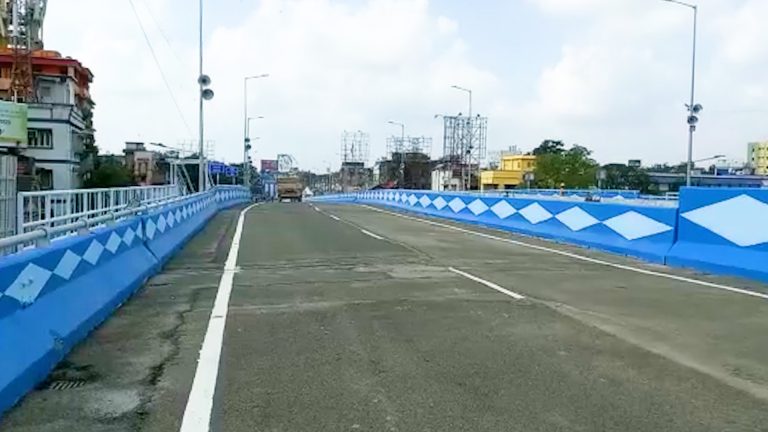 দীর্ঘ প্রতীক্ষার অবসান শেষে বৃহস্পতিবার থেকেই খুলে দেওয়া হচ্ছে টালা সেতু