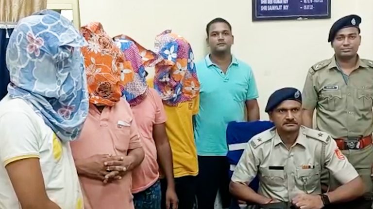 গোপন সূত্রে খবর পেয়ে প্রায় পাঁচ লক্ষ টাকার নিষিদ্ধ বাজি উদ্ধার করল পুলিশ, গ্রেফতার ৪