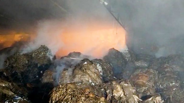 বরানগর আলম বাজারের কাগজের কারখানায় বিধ্বংসী আগুন।