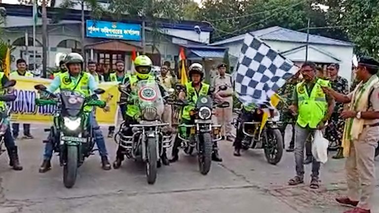 পাহাড়ের প্রাকৃতিক সৌন্দর্য রক্ষার বার্তা দিতেই মোটর সাইকেলে চেপে ৬০ রাইডার্স রওনা দিল উত্তর সিকিমে
