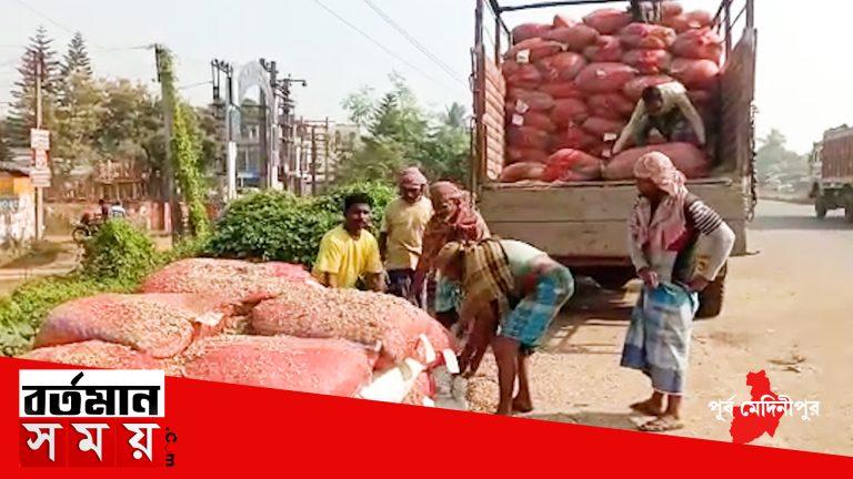 পূর্ব মেদিনীপুরের কোলাঘাট ব্লকের অন্তর্গত সিদ্ধা গ্রামে ১৬ নম্বর জাতীয় সড়কে পথ দুর্ঘটনা