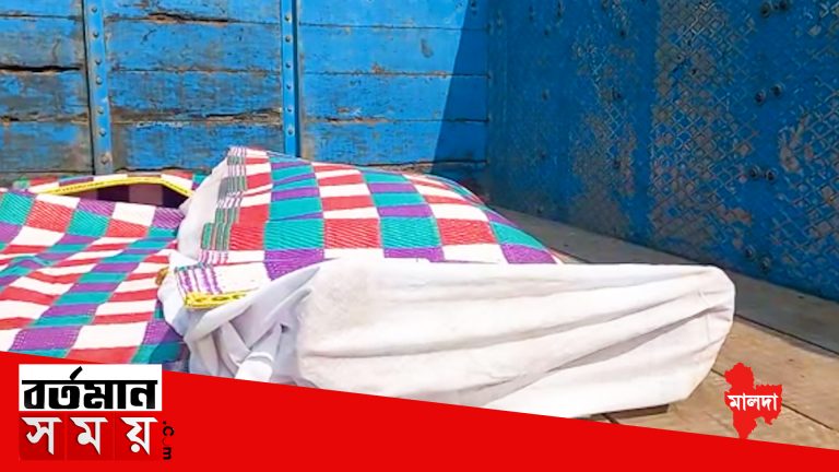 আত্মঘাতী এক দশম শ্রেণীর ছাত্র।