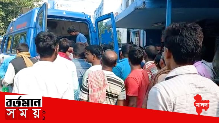 সাতসকালে লরির ধাক্কায় মৃত্যু তেরো বছরের শিশুর
