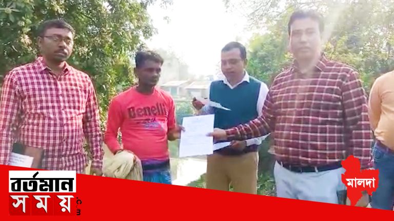 কাজের তাগিদে দুয়ারে সরকার শিবিরে যেতে তারা অপারগ,