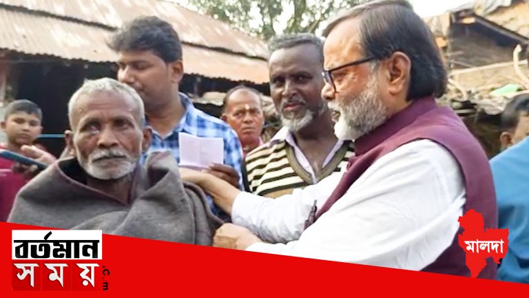 শিয়ালের আক্রমণে আহত গ্রামবাসীদের সঙ্গে দেখা করতে রাজ্যের প্রতিমন্ত্রী, চিকিৎসা ক্ষেত্রে দিলেন সাহায্যের আশ্বাস।