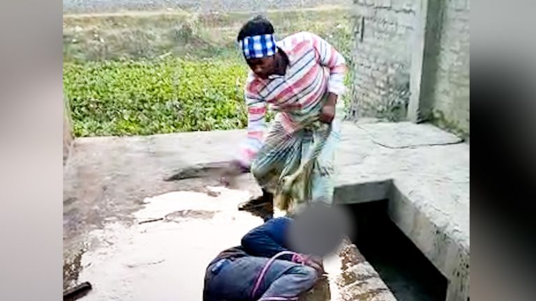 চুরি করার অভিযোগে বেধড়ক মারধরের অভিযোগ ,