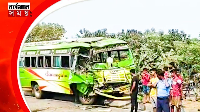নদীয়ার নাকাশীপাড়ায় ভয়াবহ বাস দুর্ঘটনা