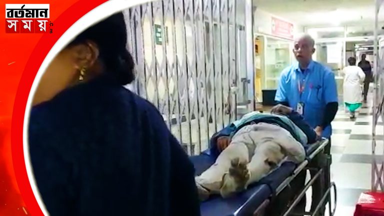 বাগুইআটি কলেজ মোড়ে স্কুল বাসের ধাক্কায় পথচারীর মৃত্যু