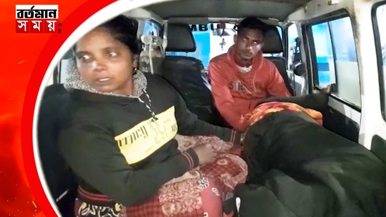 অটো দুর্ঘটনায় আহত তিন পথচারী।