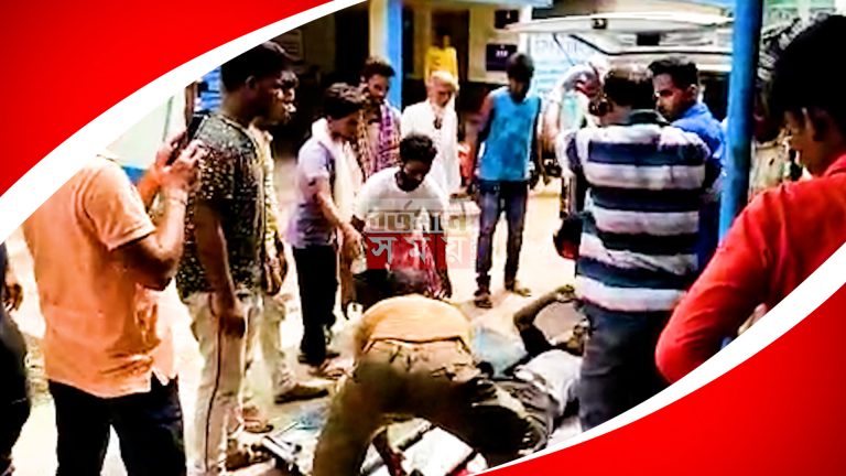 ঘটনায় হাসপাতাল চত্বরে কান্নায় ভেঙে পড়ে আহতদের পরিবারের লোকজন।