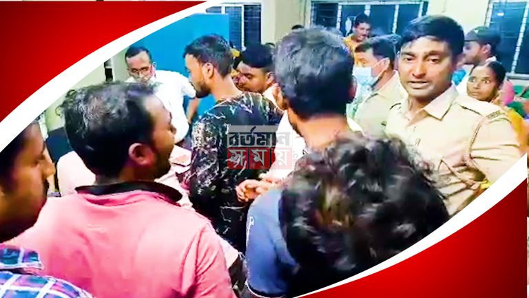 রোগীর মৃত্যুতে ধুমধুমার রামপুরহাট মেডিকেল কলেজ হাসপাতালে।