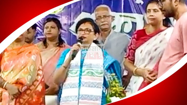 ৭৬ তম স্বাধীনতা দিবসের প্রাক্কালে বীর স্বাধীনতা সংগ্রামীদের শ্রদ্ধা নিবেদনে নববারাকপুরে রক্তার্পণ উৎসব।