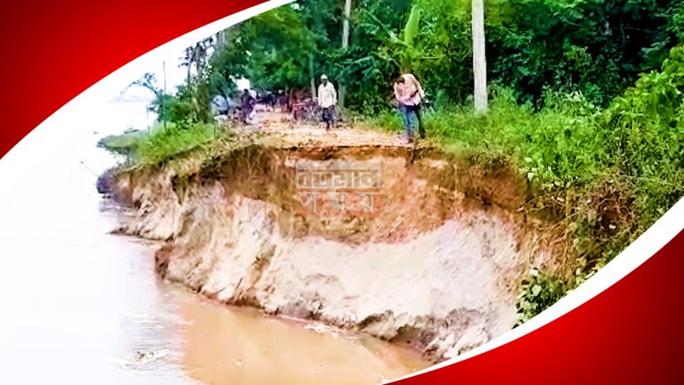 মালদায় ফের গঙ্গা ভাঙ্গনে ঘরছাড়া বহু পরিবার।