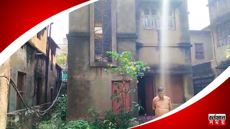 মৃত্যুর জন্য অপেক্ষা করছি!ফোন করে জানানোর পর দরজা ভেঙে উদ্ধার ৩, চাঞ্চল্য উত্তরপাড়ায়।