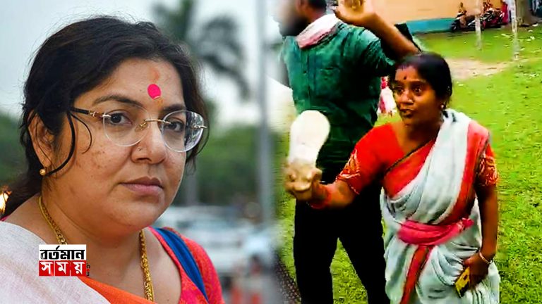জয় বাংলা স্লোগান তুলে লকেট চ্যাটার্জির উদ্দেশ্যে জুতো হাতে তুমুল বিক্ষোভ তৃণমূলের।