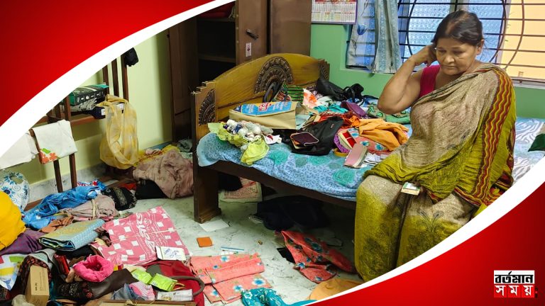 ব্যান্ডেলে বৃদ্ধার হাত-পা বেঁধে সোনার গয়না ও নগদ ৩৫ হাজার টাকা লুঠ করে চম্পট দিল ৪ দুষ্কৃতী