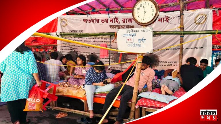 ধর্মতলায় জুনিয়র ডাক্তারদের অনশনের ১৩দিন, হাসপাতালে ভর্তি একাধিক।