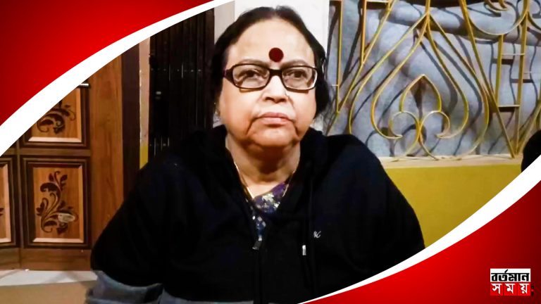 আক্রান্ত মালদার মানিকচক বিধানসভার বিধায়ক সাবিত্রী মিত্র।