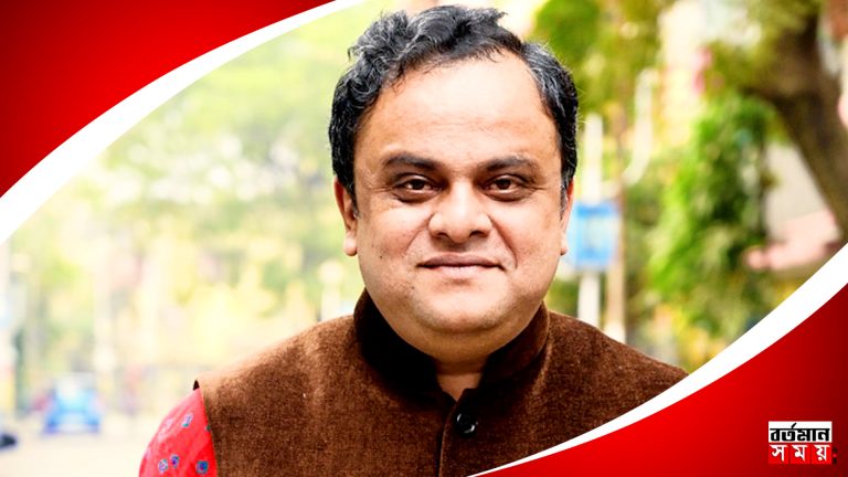 যাদবপুরকাণ্ডে আহত ইন্দ্রানুজের বাবাকে ফোন ব্রাত্য বসুর।