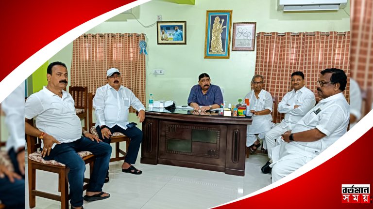 বীরভূম জেলায় আয়োজিত হয়েছে তৃণমূল কংগ্রেসের কোর কমিটির বৈঠক